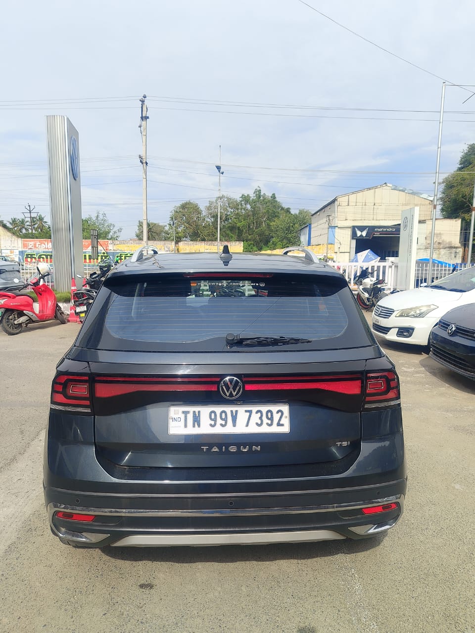 Volkswagen Taigun(2021-2023) Topline 1.0 Tsi Mt